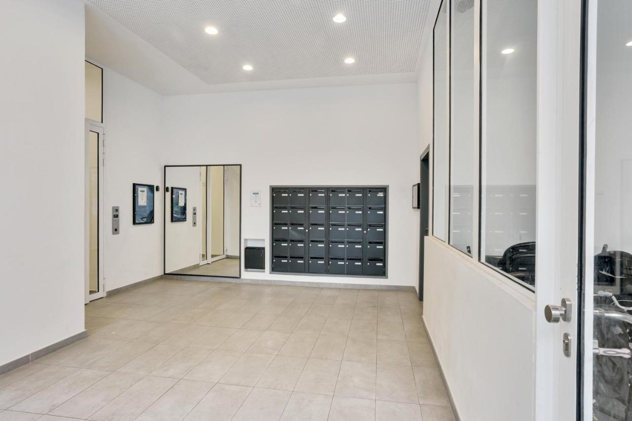 Chic Apart With Parking Near Paris Nanterre Exterior foto